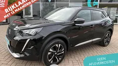 Zwart Gebruikt 2023 Peugeot 2008 Allure SUV | € 21.400 (Eerlijke prijs)