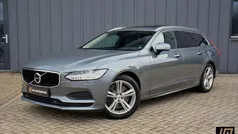 Grijs, metallic lak Gebruikt 2018 Volvo V90 Inscription Stationwagen | € 26.950 (Goede deal)
