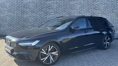 Zwart Gebruikt 2021 Volvo V90 R-Design Stationwagen | € 41.694 (Eerlijke prijs)
