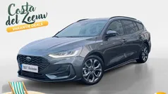 Grijs Gebruikt 2024 Ford Focus ST-Line Stationwagen | € 29.850 (Eerlijke prijs)