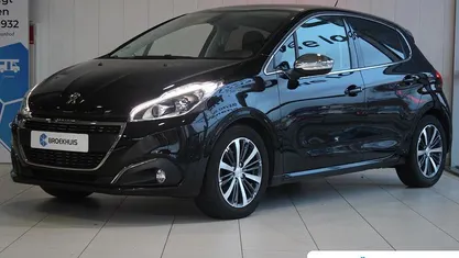 Zwart Gebruikt 2019 Peugeot 208 Allure Hatchback | € 13.395 (Super prijs)