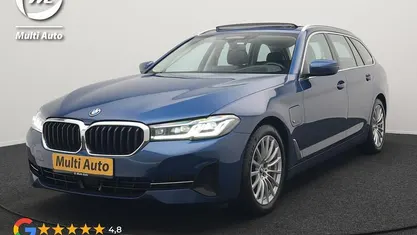 Blauw Gebruikt 2022 BMW 530e Sport Line Stationwagen | € 33.940 (Goede deal)