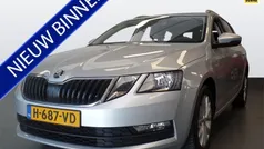 Grijs Gebruikt 2020 Skoda Octavia Business Line Stationwagen | € 19.950 (Eerlijke prijs)