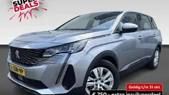Grijs, metallic lak Gebruikt 2021 Peugeot 5008 Active MPV | € 21.430 (Eerlijke prijs)