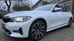 Wit Gebruikt 2021 BMW 330e Executive Sedan | € 26.900 (Super prijs)