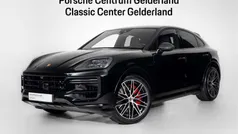 Zwart Gebruikt 2024 Porsche Cayenne Turbo E-Hybrid SUV | € 189.900 (Eerlijke prijs)