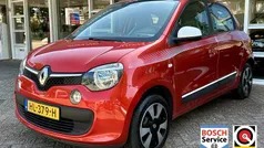Rood Gebruikt 2015 Renault Twingo Collection Hatchback | € 4.900 (Eerlijke prijs)