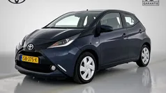 Gebruikt 2018 Toyota Aygo X-play Hatchback | € 9.900 (Eerlijke prijs)