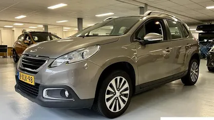 Grijs Gebruikt 2014 Peugeot 2008 Active SUV | € 7.950 (Eerlijke prijs)
