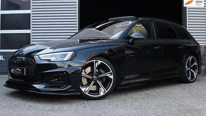 Occasion Audi RS4 Comfort 450 PK (330 kW) 2019 Zwart Stationwagen