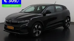 Zwart Gebruikt 2022 Renault Mégane Equilibre Hatchback | € 23.395 (Super prijs)