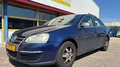 Blauw Gebruikt 2007 VW Jetta Comfortline Sedan | € 1.499 (Eerlijke prijs)