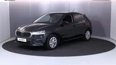 Zwart Gebruikt 2023 Skoda Fabia Ambition Hatchback | € 17.949 (Eerlijke prijs)