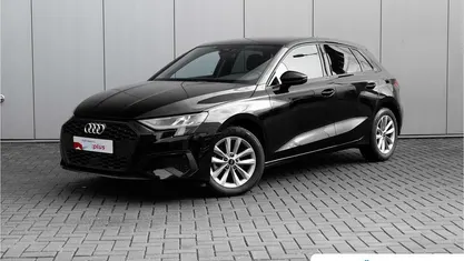 Zwart Occasion 2023 Audi A3 Sportback Proline Hatchback | € 25.940 (Eerlijke prijs)