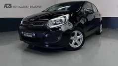 Zwart Gebruikt 2011 Kia Rio Hatchback | € 7.499 (Eerlijke prijs)