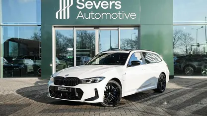 Occasion 2024 BMW 330e M Sport Stationwagen | € 47.888 (Eerlijke prijs)