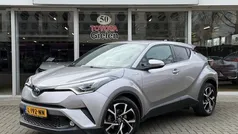 Grijs Gebruikt 2019 Toyota C-HR Style SUV | € 22.700 (Eerlijke prijs)