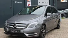 Grijs, metallic lak Gebruikt 2013 Mercedes B200 Prestige MPV | € 8.450 (Super prijs)