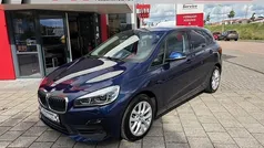 Blauw Gebruikt 2020 BMW 225 Active Tourer iPerformance MPV | € 21.445 (Eerlijke prijs)