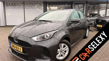 Occasion Mazda 2 Center-Line 93 PK (68 kW) 2025 Zwart (metallic) Hatchback