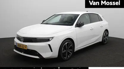 Occasion 2022 Opel Astra Elegance Hatchback | € 24.440 (Eerlijke prijs)