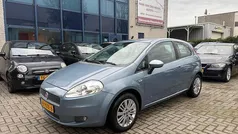 Blauw Gebruikt 2009 Fiat Grande Punto Lusso Hatchback | € 2.498 (Eerlijke prijs)