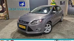Grijs Gebruikt 2014 Ford Focus Hatchback | € 7.450 (Eerlijke prijs)