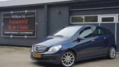 Blauw (metallic) Gebruikt 2006 Mercedes B180 MPV | € 1.950 (Goede deal)