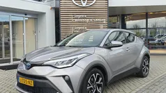 Gebruikt 2020 Toyota C-HR SUV | € 20.400 (Eerlijke prijs)