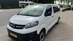 Wit Gebruikt 2023 Opel Vivaro-e Combi Van | € 23.900 (Goede deal)