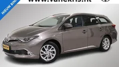 Gebruikt 2016 Toyota Auris Touring Sports Stationwagen | € 18.249 (Eerlijke prijs)