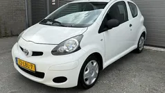 Gebruikt 2010 Toyota Aygo Hatchback | € 2.250 (Eerlijke prijs)