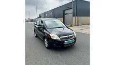 Zwart Gebruikt 2008 Opel Zafira Cosmo MPV | € 2.650 (Eerlijke prijs)