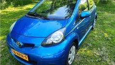 Blauw Gebruikt 2010 Toyota Aygo Comfort Hatchback | € 3.395 (Eerlijke prijs)