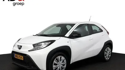 Gebruikt 2024 Toyota Aygo X Play SUV | € 17.400 (Goede deal)