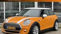 Oranje Gebruikt 2015 Mini Cooper Business Hatchback | € 5.950 (Super prijs)