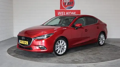 Occasion 2017 Mazda 3 Sedan | € 14.950 (Eerlijke prijs)
