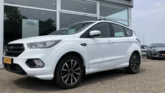 Wit Gebruikt 2018 Ford Kuga ST-Line SUV | € 16.990 (Eerlijke prijs)