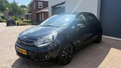Zwart Gebruikt 2012 Kia Rio Plus Hatchback | € 6.850 (Eerlijke prijs)