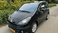 Gebruikt 2007 Peugeot 1007 Hatchback | € 1.899 (Eerlijke prijs)