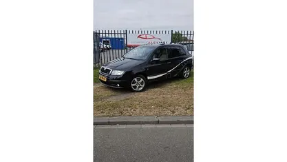 Occasion 2002 Skoda Fabia Elegance Hatchback | € 1.550 (Eerlijke prijs)