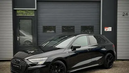 Gebruikt 2021 Audi A3 Sportback S-Line Hatchback | € 23.495 (Eerlijke prijs)