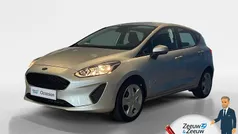 Moondust silver Gebruikt 2018 Ford Fiesta Trend Hatchback | € 9.845 (Eerlijke prijs)