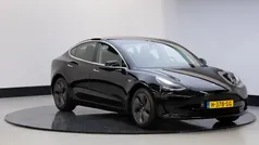 Zwart Gebruikt 2020 Tesla Model 3 Standard Range Sedan | € 23.945 (Eerlijke prijs)