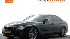 Blauw metallic Gebruikt 2013 BMW 320 M Sport Sedan | € 12.900 (Eerlijke prijs)