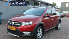 Rood Gebruikt 2016 Dacia Sandero Hatchback | € 9.750 (Eerlijke prijs)