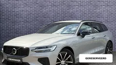Gebruikt 2022 Volvo V60 Plus Stationwagen | € 30.694 (Eerlijke prijs)