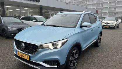 Occasion MG ZS Luxury 105 kW (143 PK) 2020 Blauw Sedan