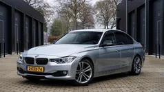 Grijs (metallic) Gebruikt 2013 BMW 320 Executive Sedan | € 13.945 (Eerlijke prijs)
