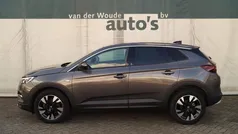 Grijs Gebruikt 2019 Opel Grandland X Innovation SUV | € 15.900 (Goede deal)
